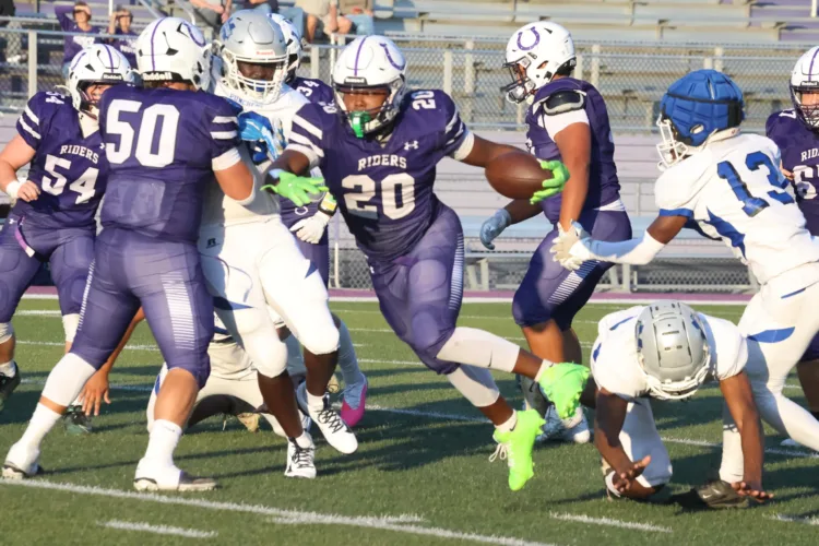 Huskies And Ferry Meet For Extra-Special Hall Of Fame Game